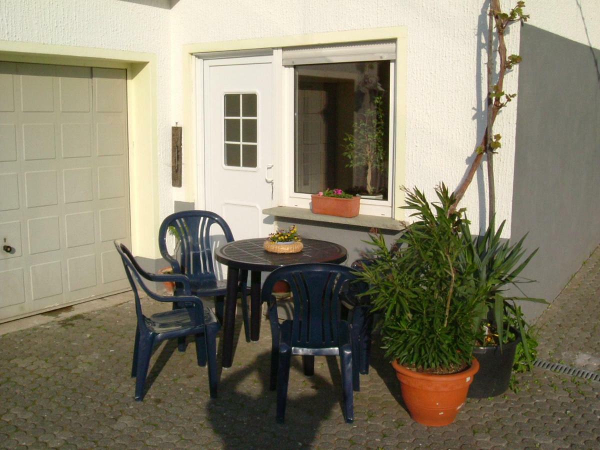 Querbach Apartment Burgen  Exterior photo